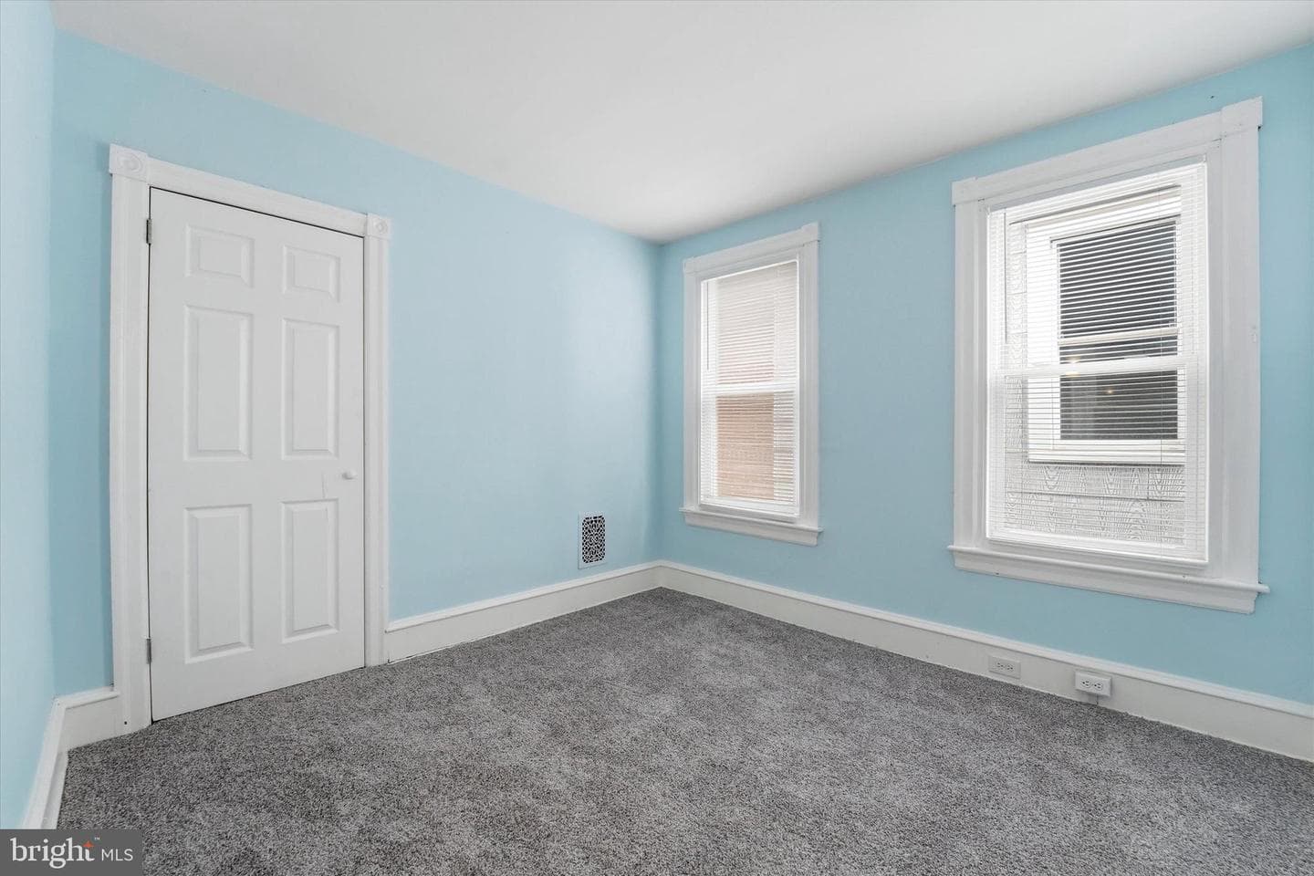 221 Ardmore Avenue photo 18