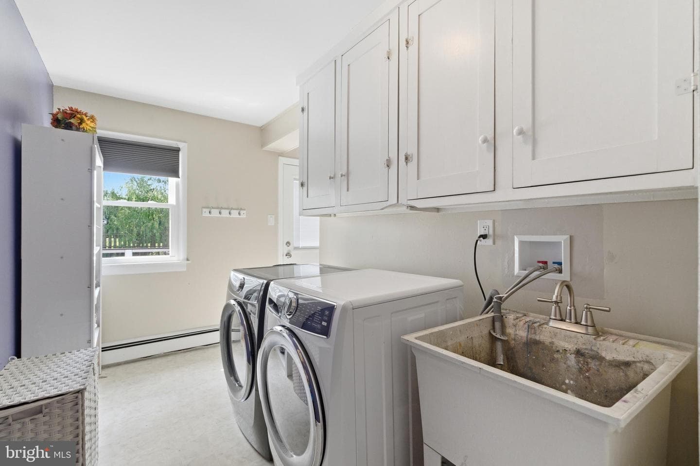 642 Knoll Drive photo 36