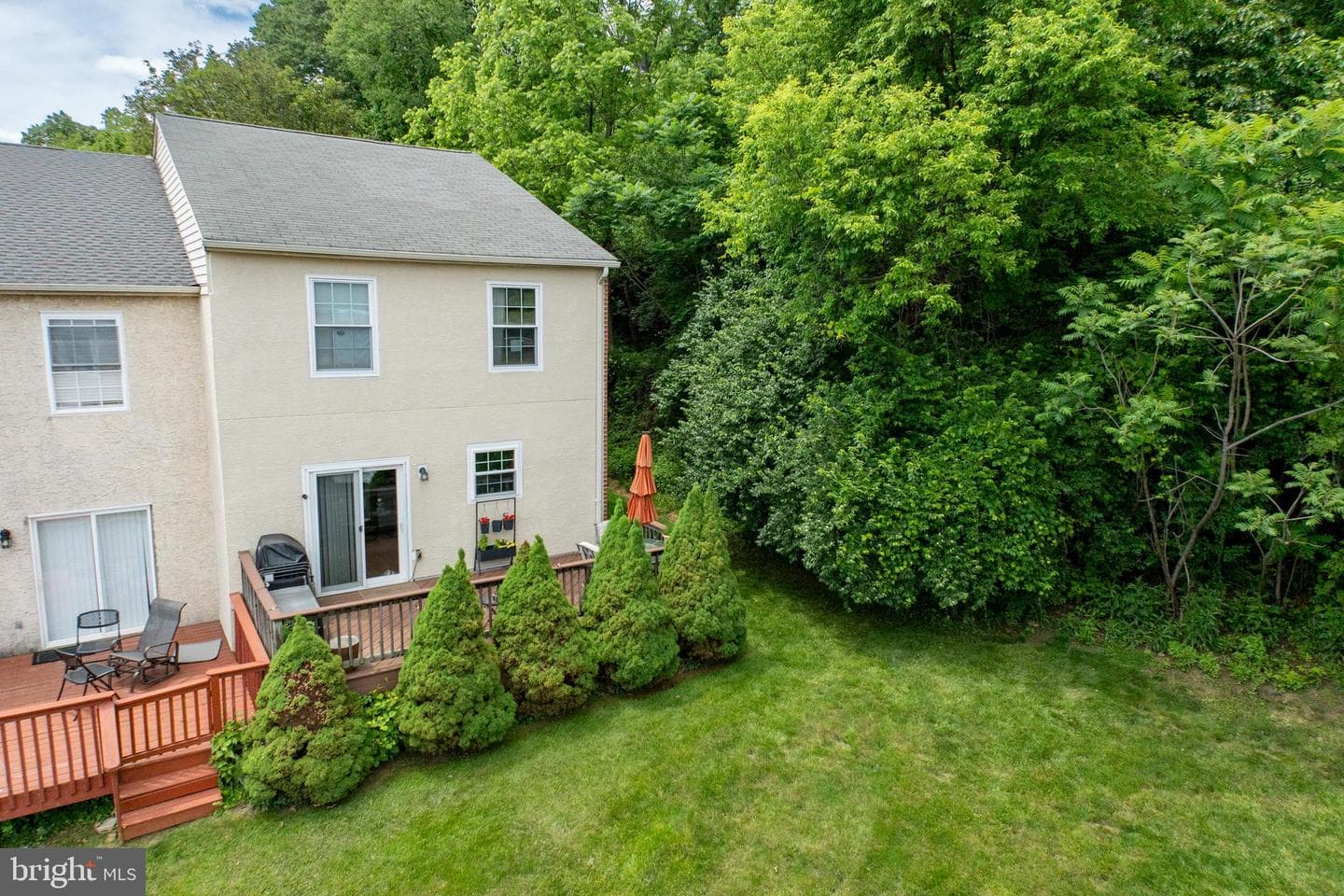 629 Coates Lane photo 43