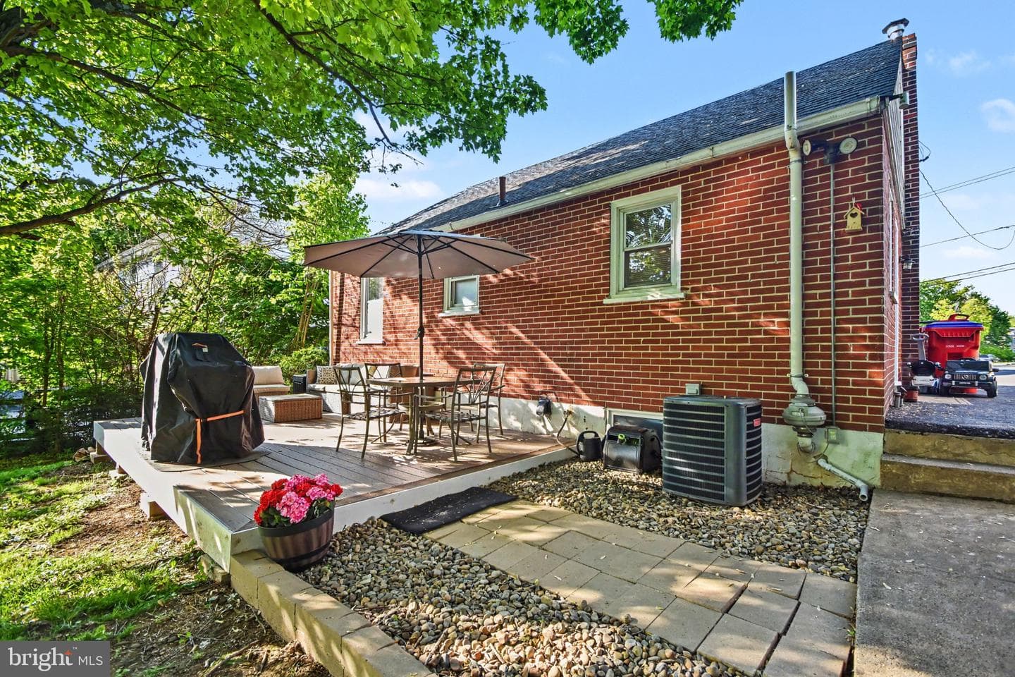 124 West Street photo 23