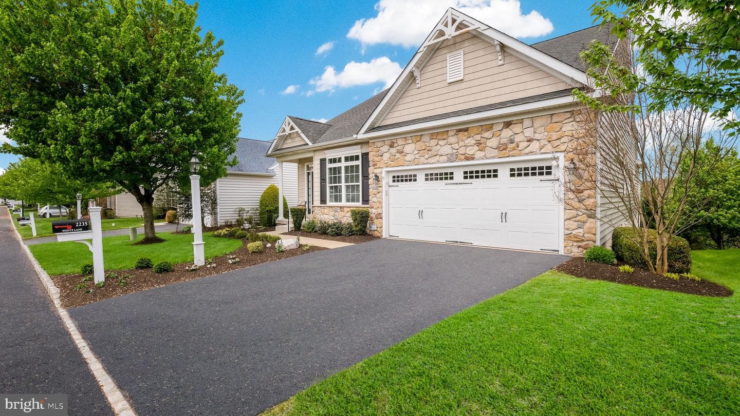 2235 Wentz Lane photo 4