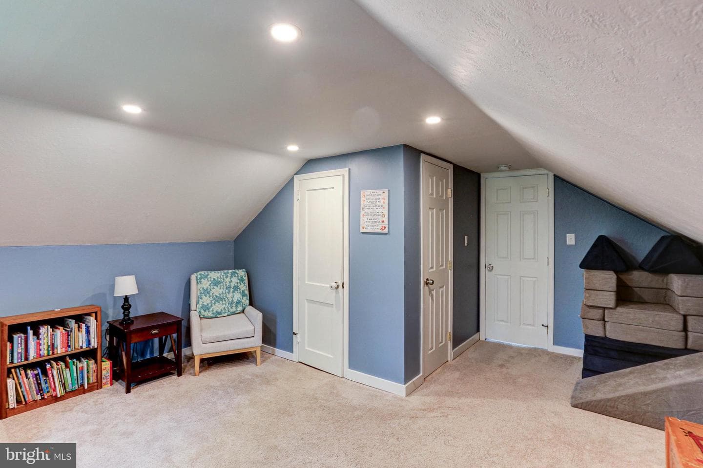 895 Cressman Road photo 35