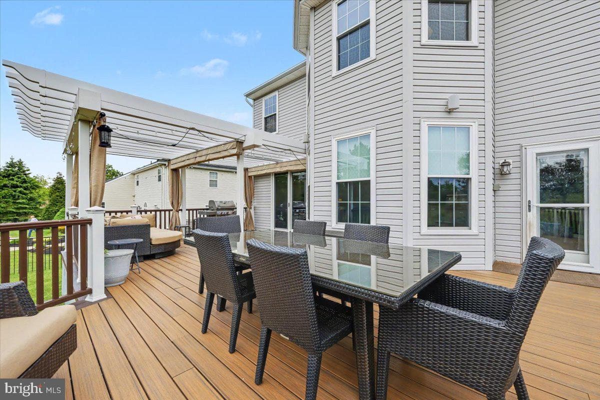 144 Fox Run Drive photo 53
