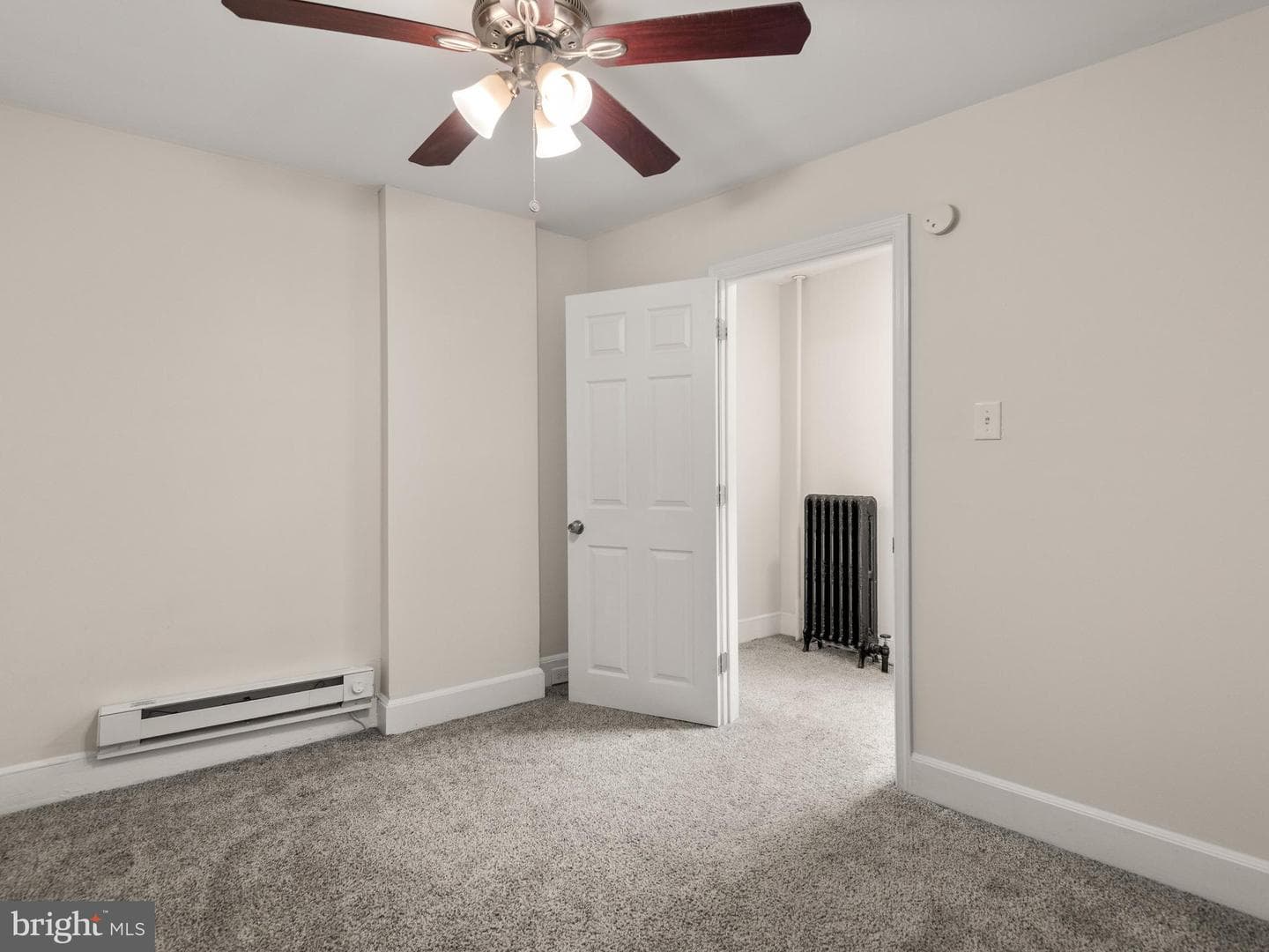 640 Astor Street photo 22