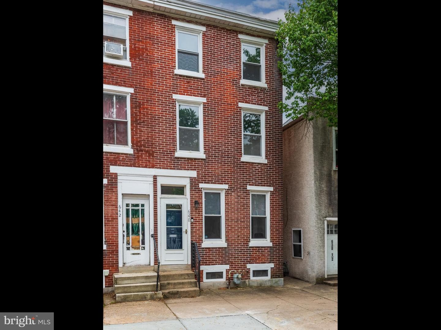 640 Astor Street photo 33