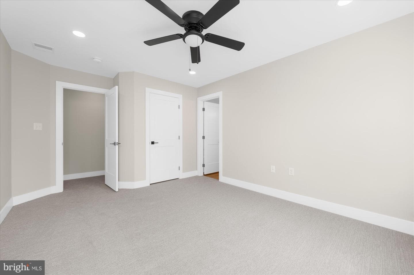 394 Renninger Road photo 33