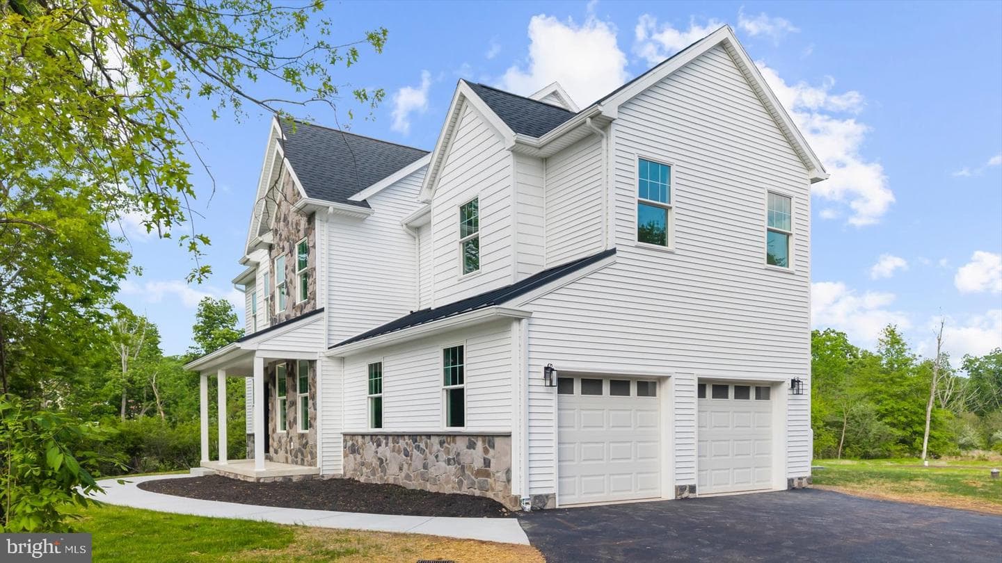 394 Renninger Road photo 9