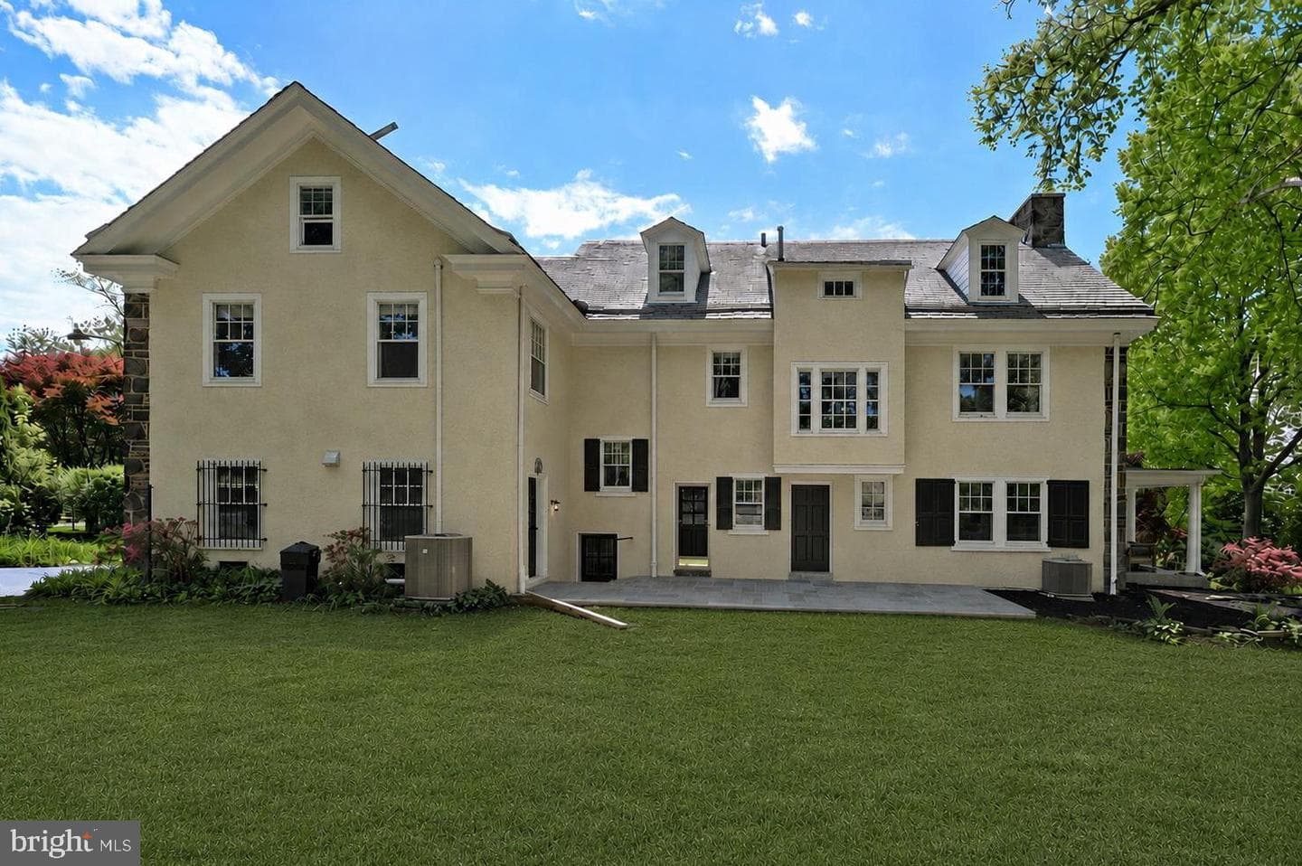 405 Wynmere Road photo 44