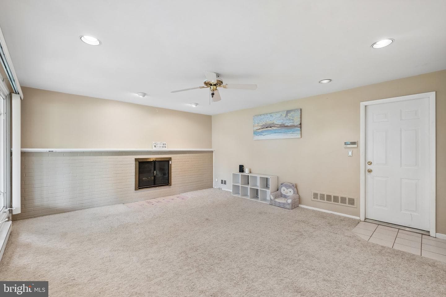 1076 Devon Road photo 16