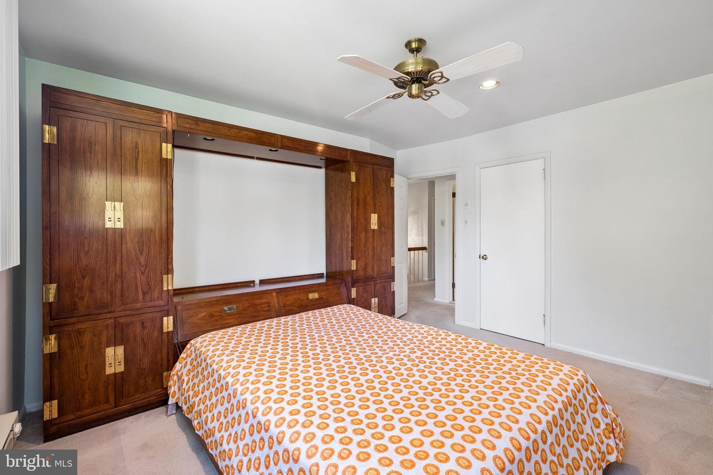 1076 Devon Road photo 29