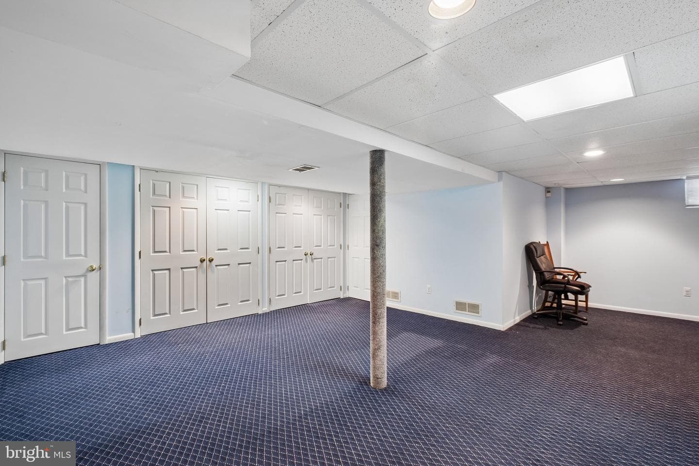 1076 Devon Road photo 39