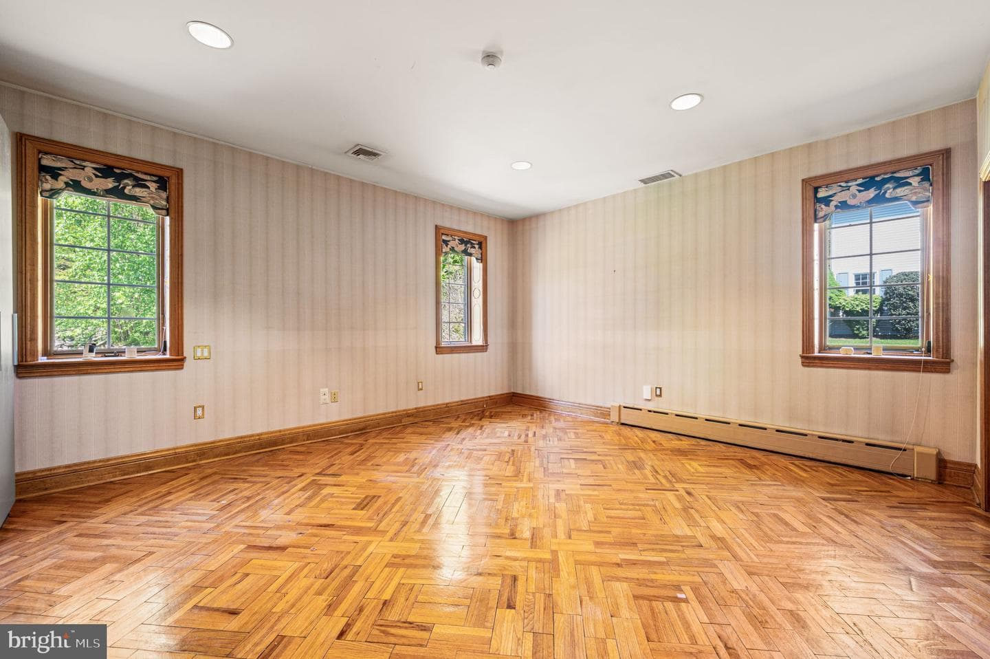 343 Wyndmoor Lane photo 13