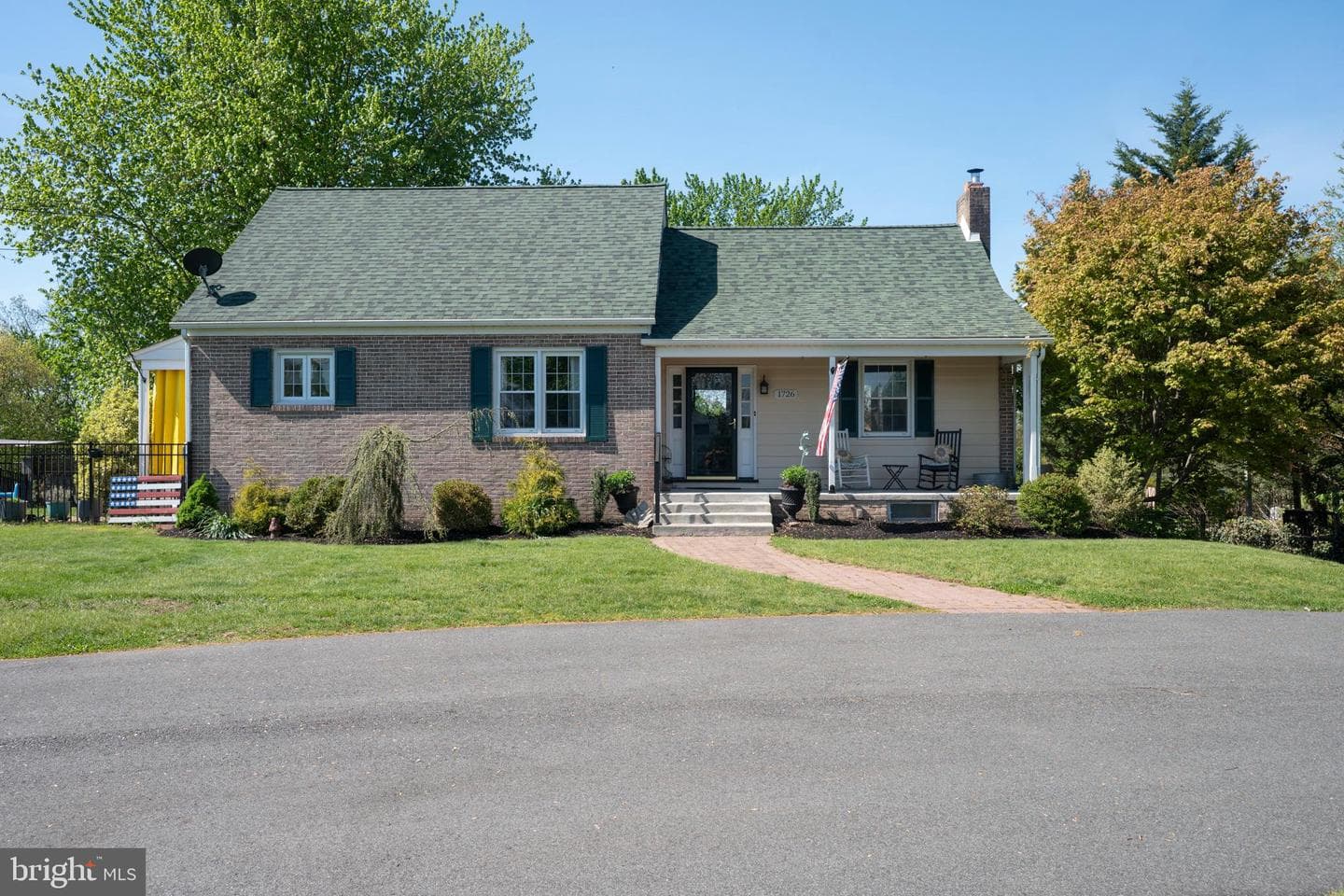 1726 Swamp Pike photo 2