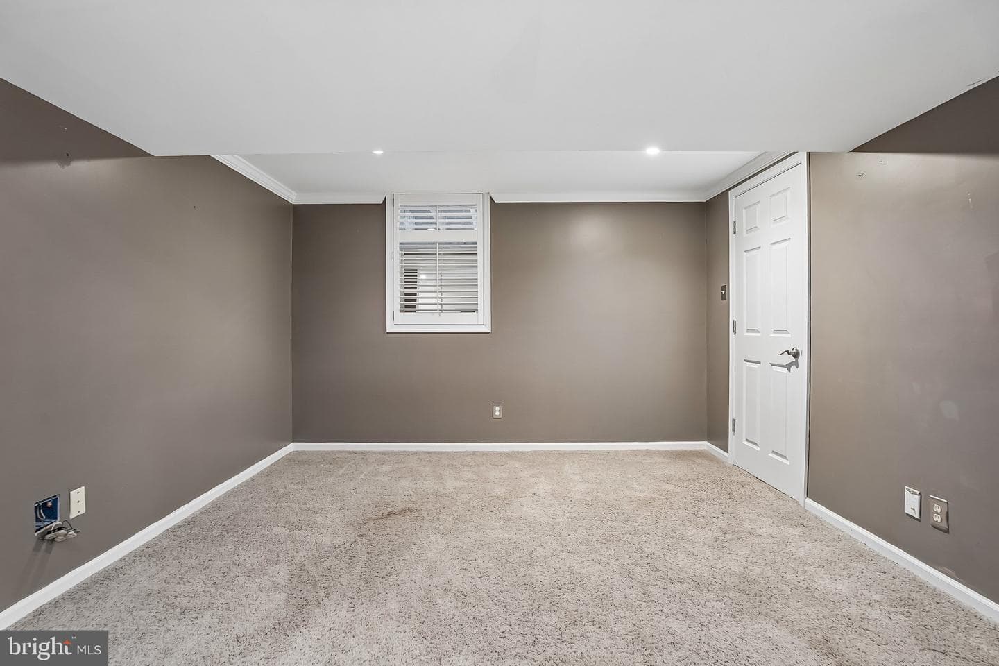 247 Winchester Drive photo 17