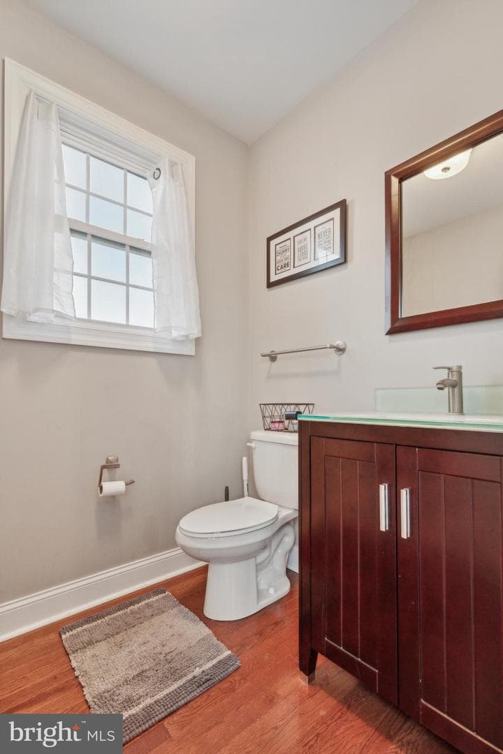 1735 Ridgeway Avenue photo 8