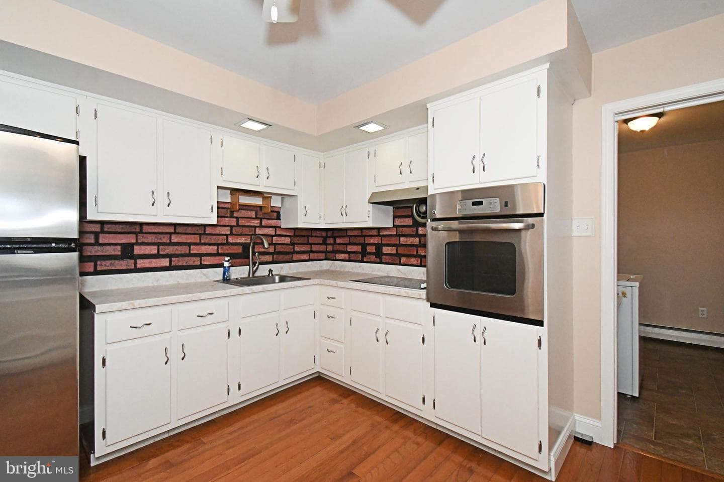 3131 Cowpath Road photo 4