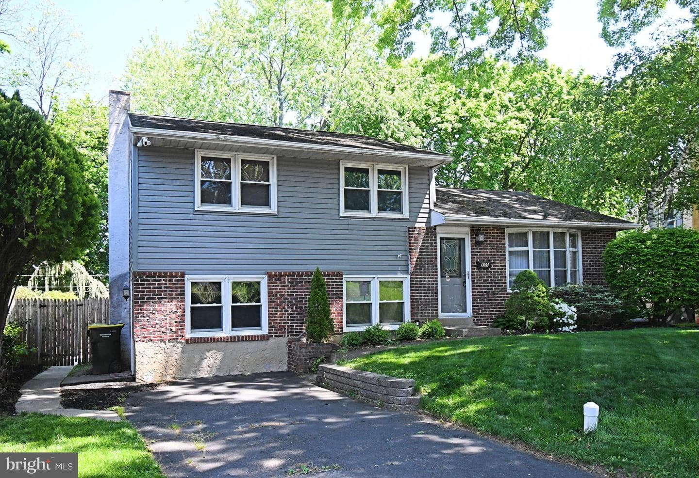 609 Mansfield Road photo 3