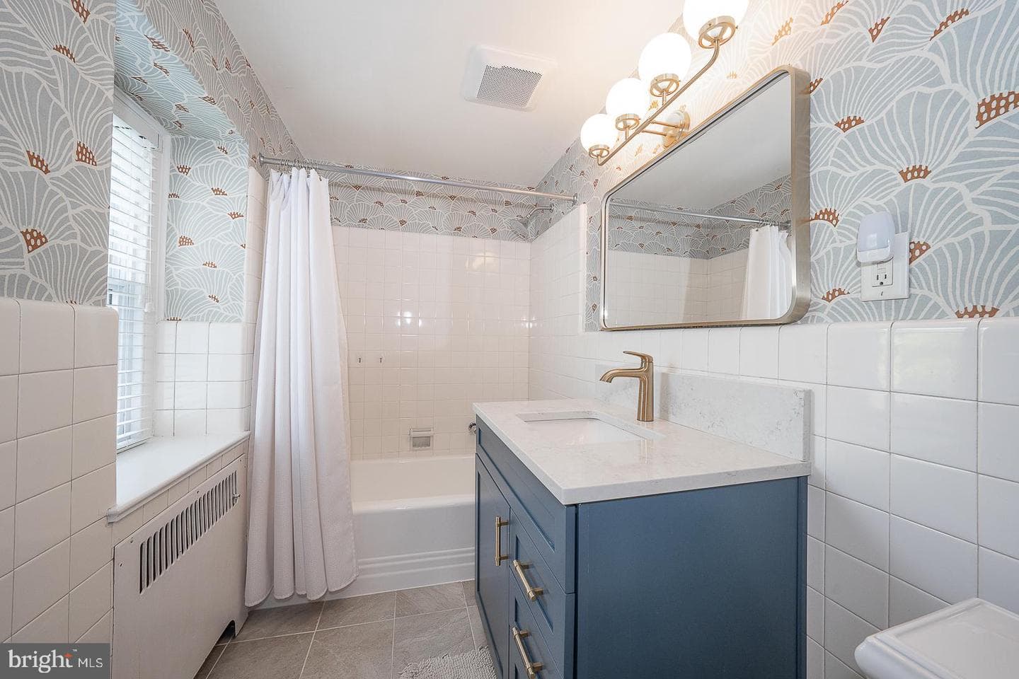 722 Argyle Road photo 41