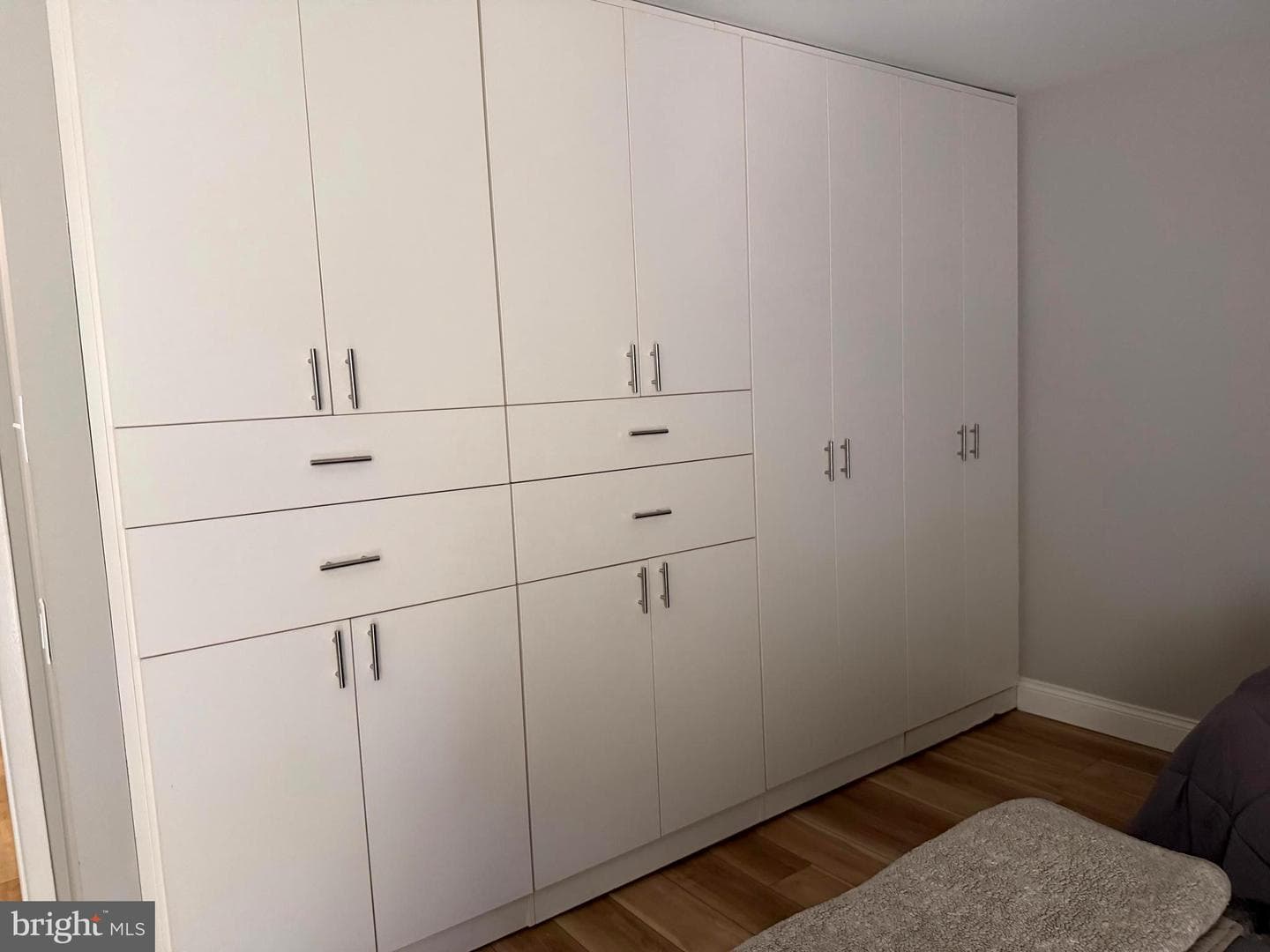 1750 Oakwood Terrace #16c photo 22