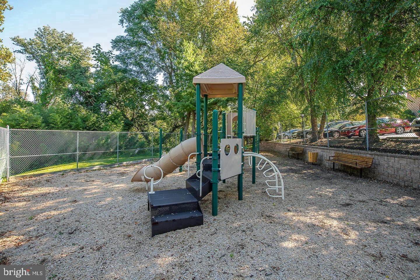 1750 Oakwood Terrace #16c photo 33