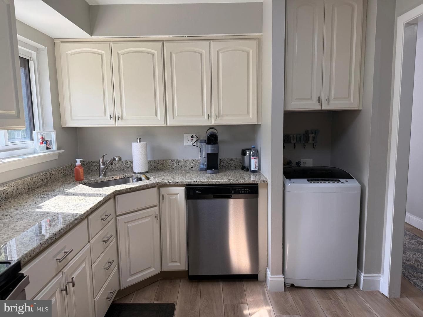 1750 Oakwood Terrace #16c photo 6