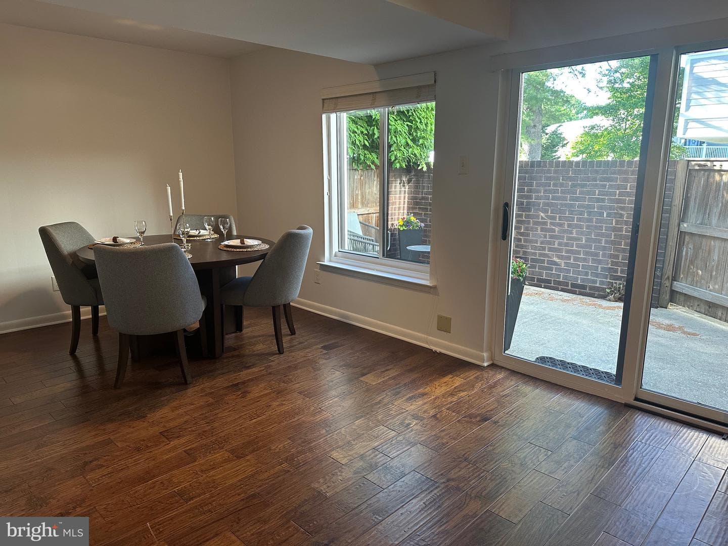 1750 Oakwood Terrace #4c photo 2