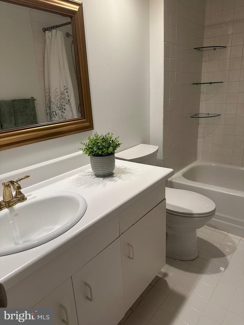 1750 Oakwood Terrace #4c photo 7