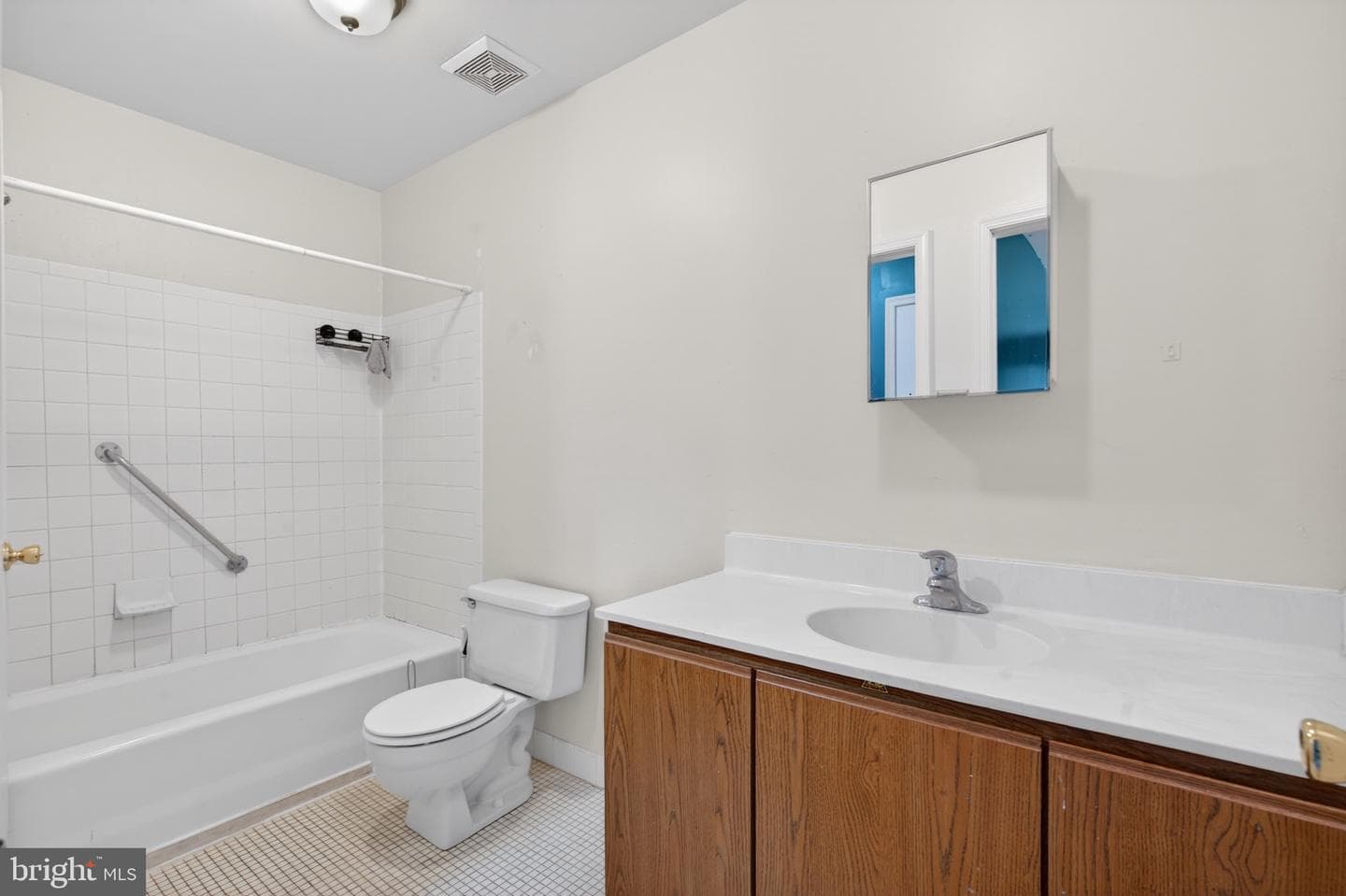 228 Goshen Road photo 9