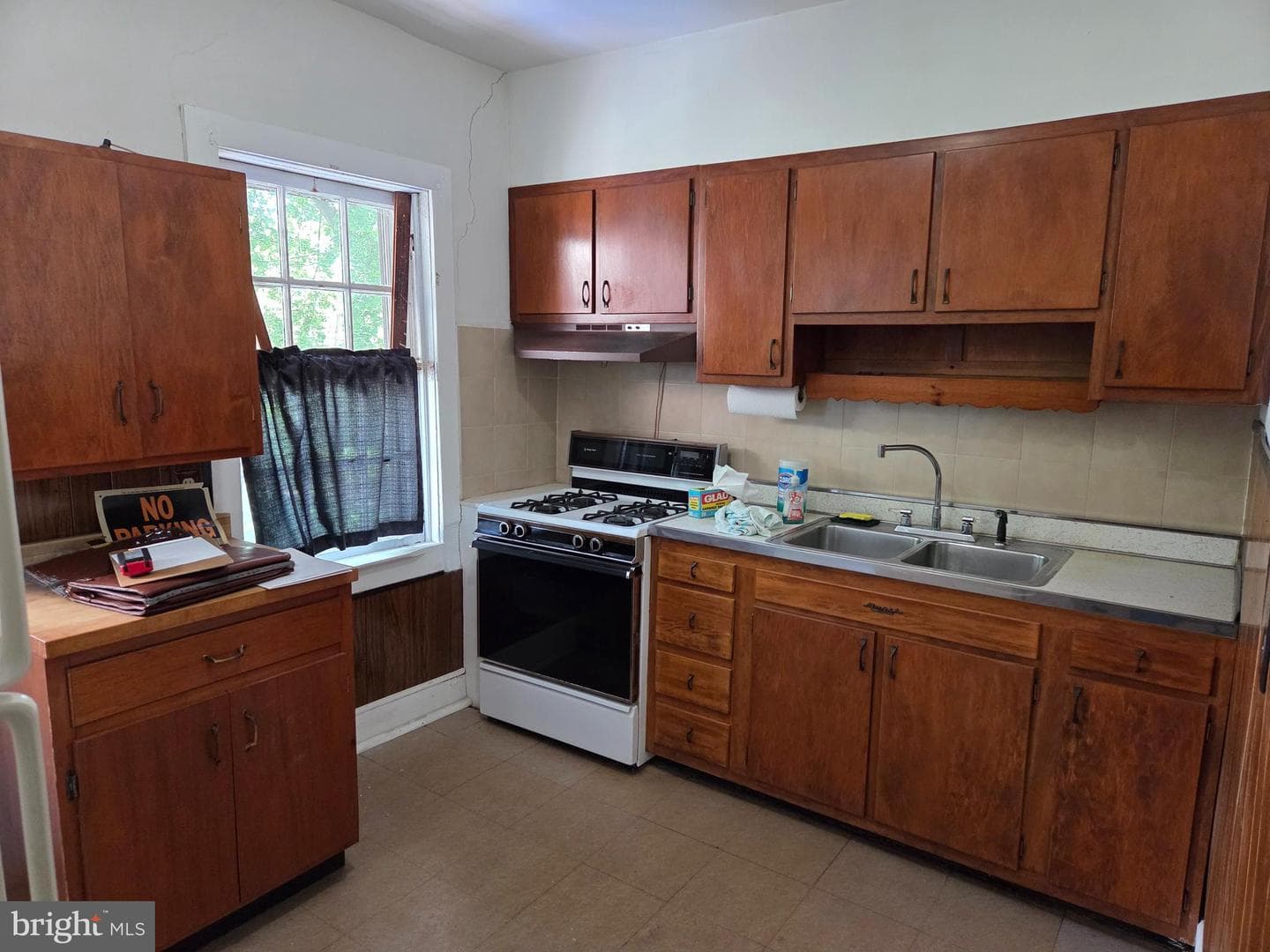 836 Haws Avenue photo 5