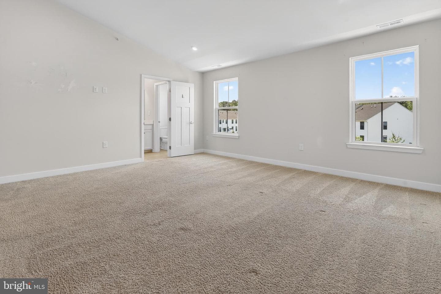 8005 Milltown Circle photo 28