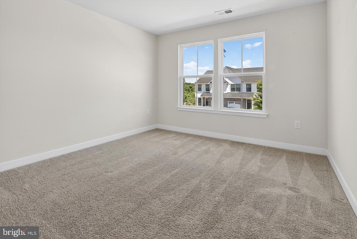 8005 Milltown Circle photo 33