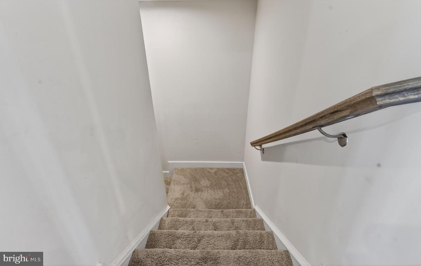 8005 Milltown Circle photo 40