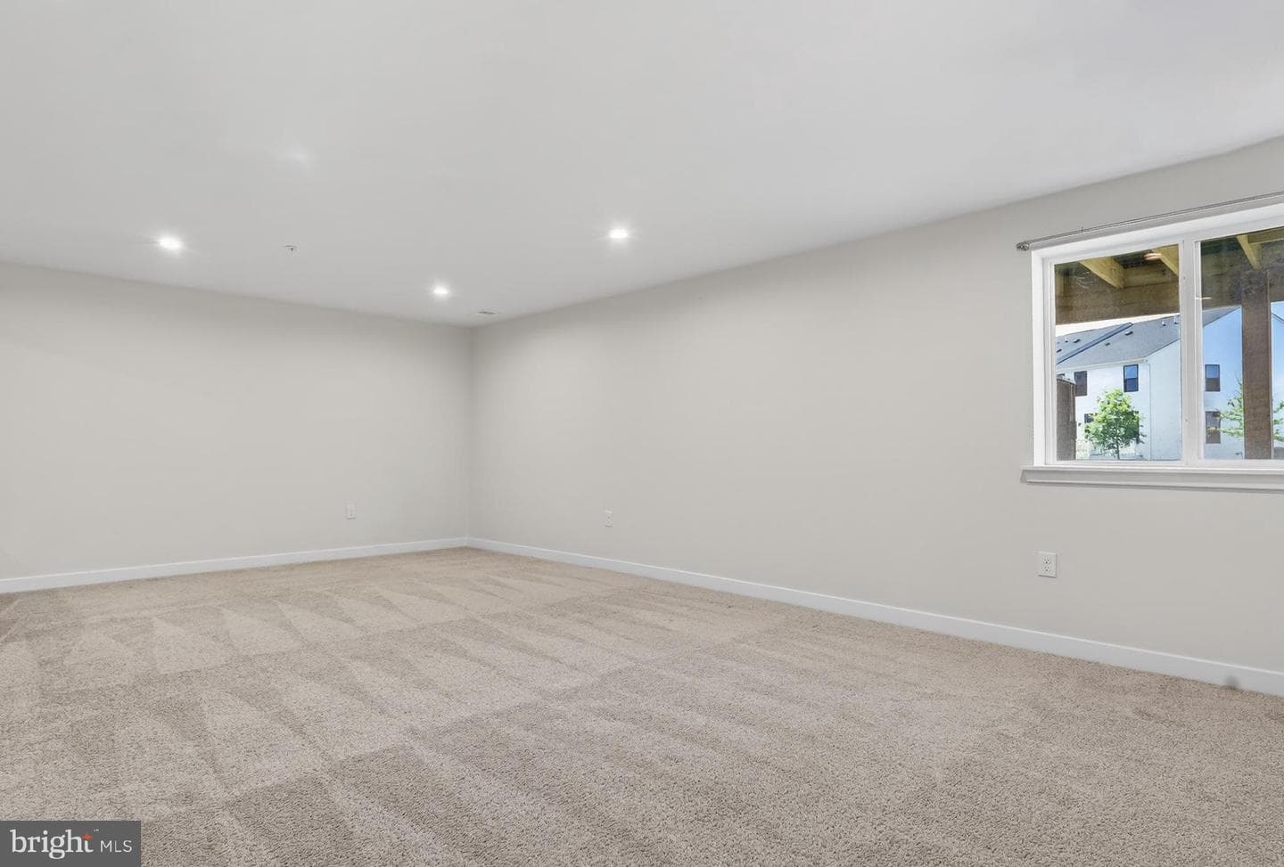 8005 Milltown Circle photo 41