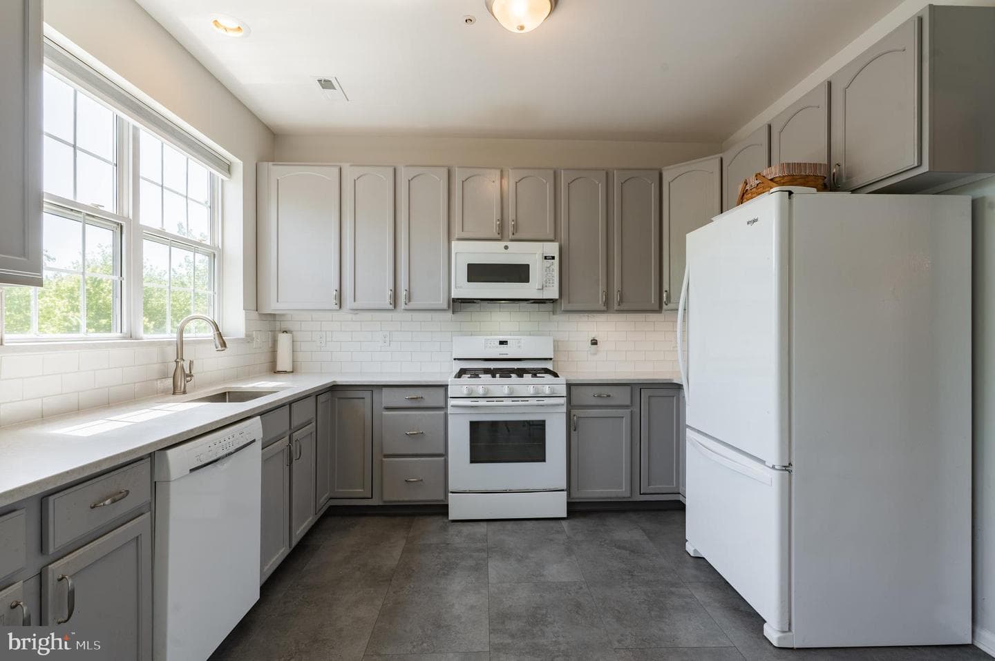58 Stuart Drive photo 14