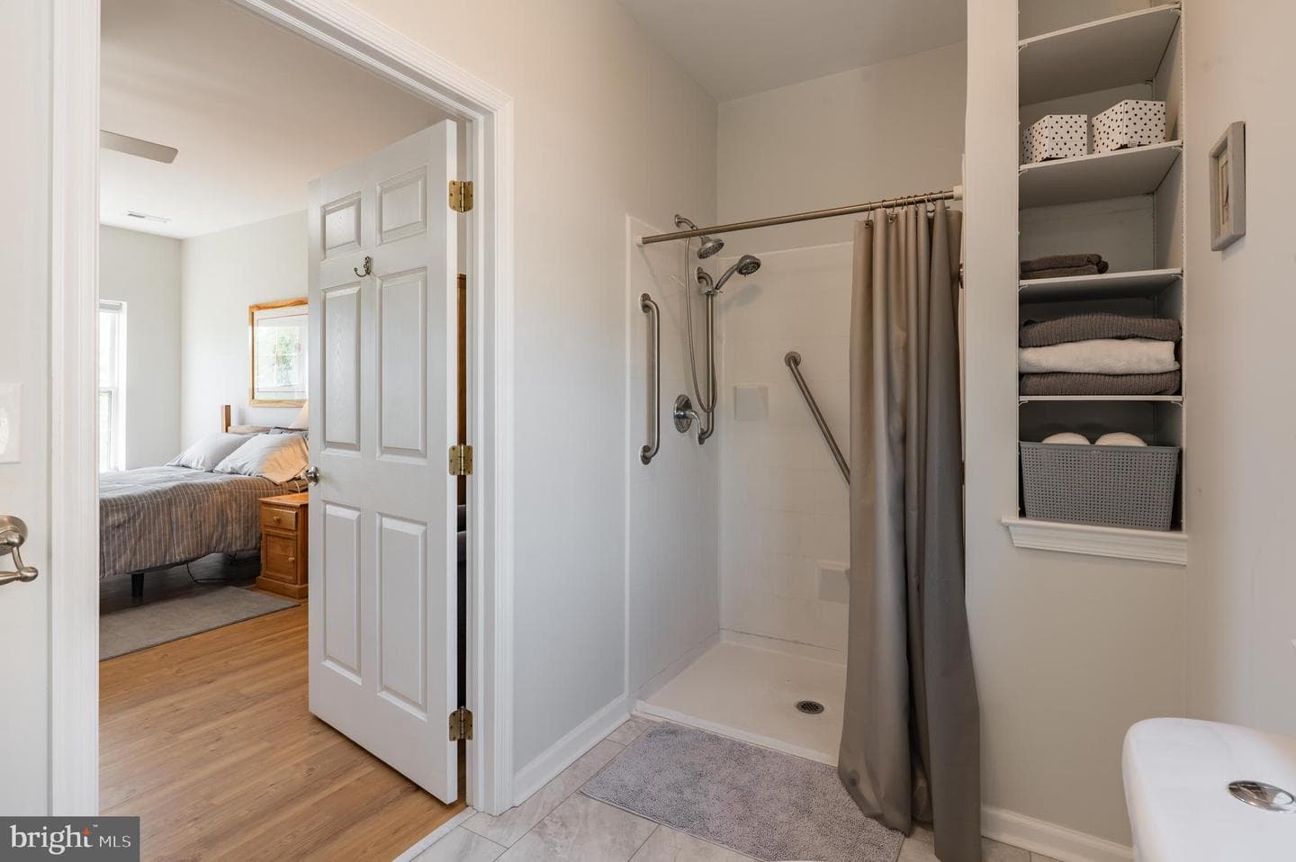 58 Stuart Drive photo 24