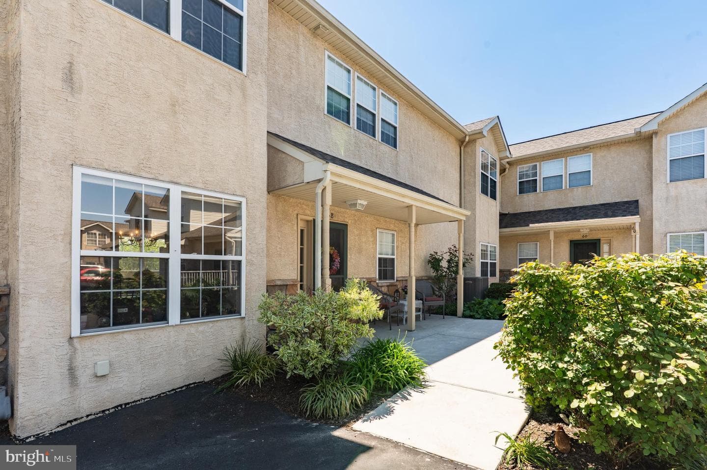 58 Stuart Drive photo 4