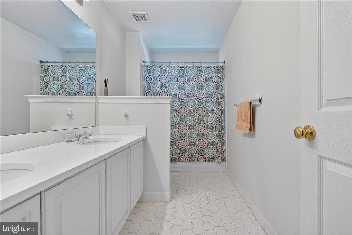 117 Raleigh Road photo 25