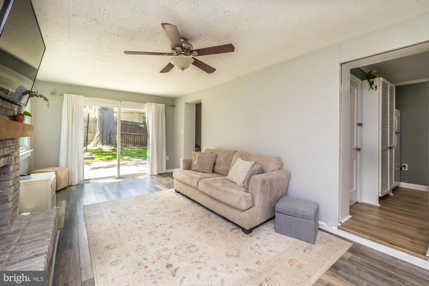 3024 Joshua Road photo 13
