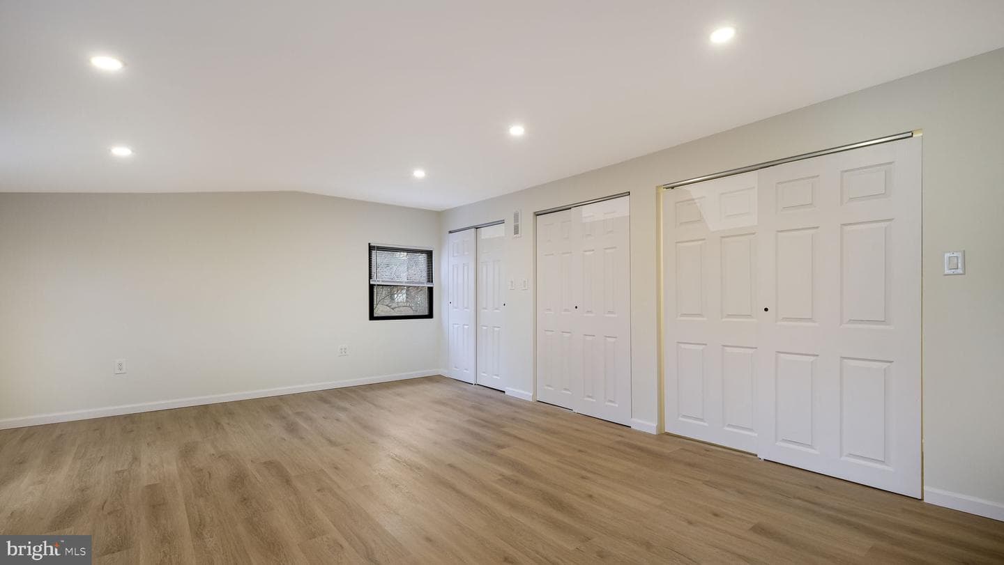 1617 W Church Road photo 24