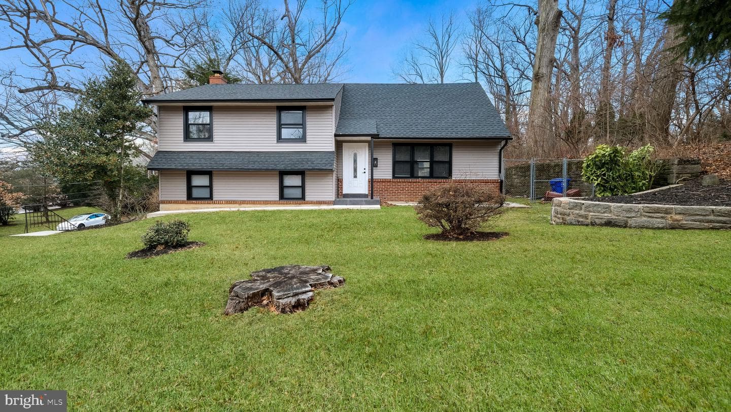 1617 W Church Road photo 3