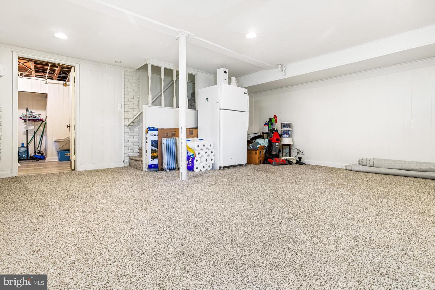 715 N Easton Road photo 34