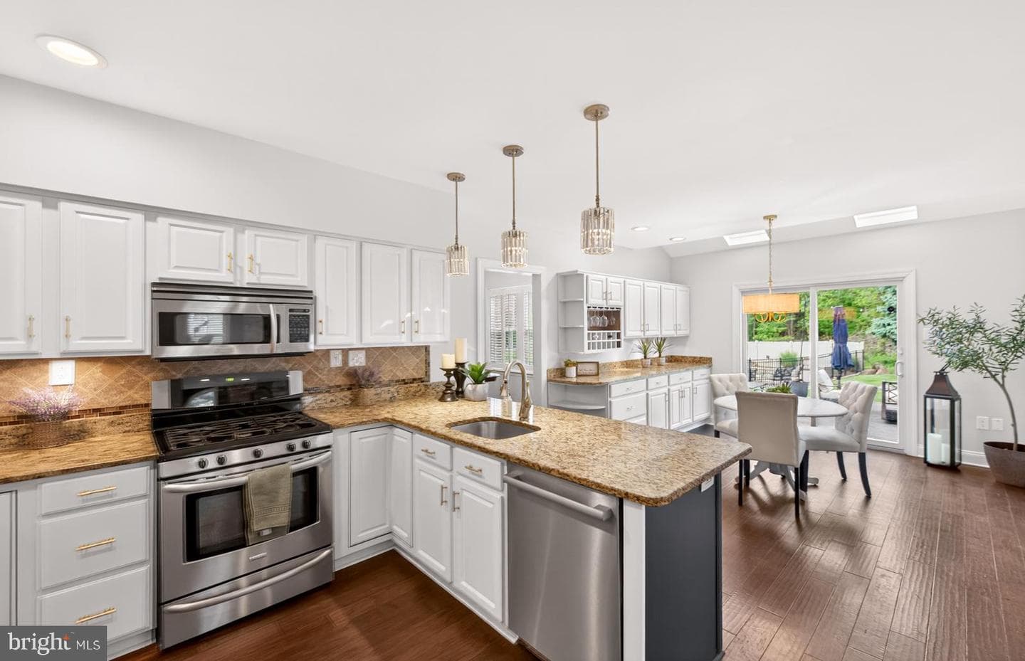 53 Green Briar Drive photo 10
