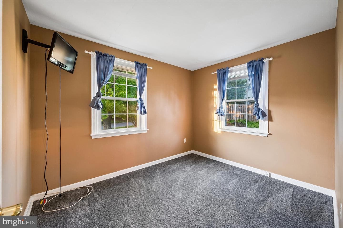 33 Cedar Grove Road photo 9