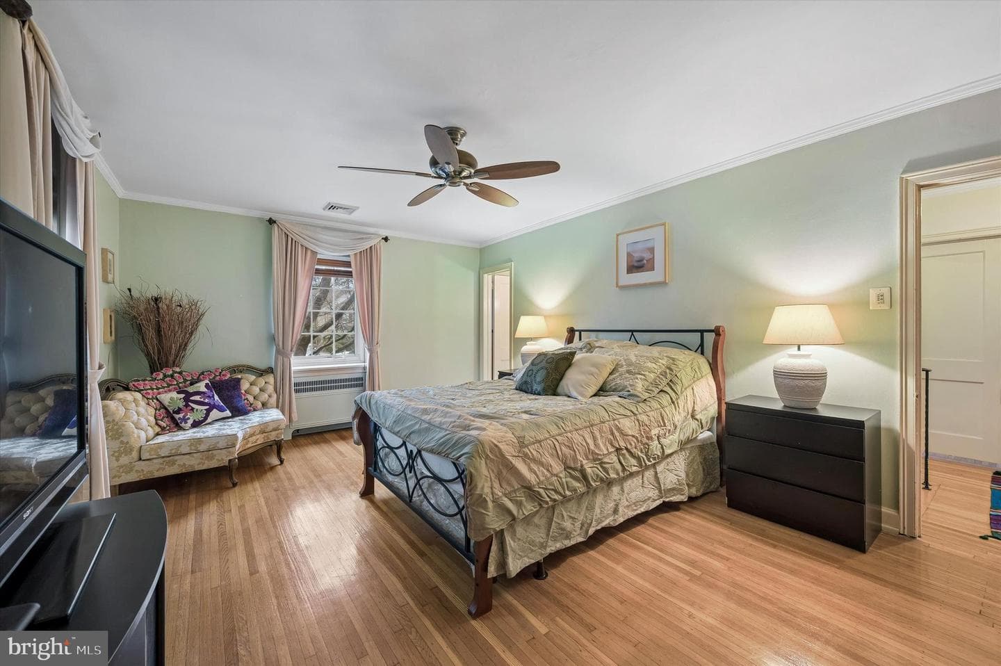 905 Stratford Avenue photo 17