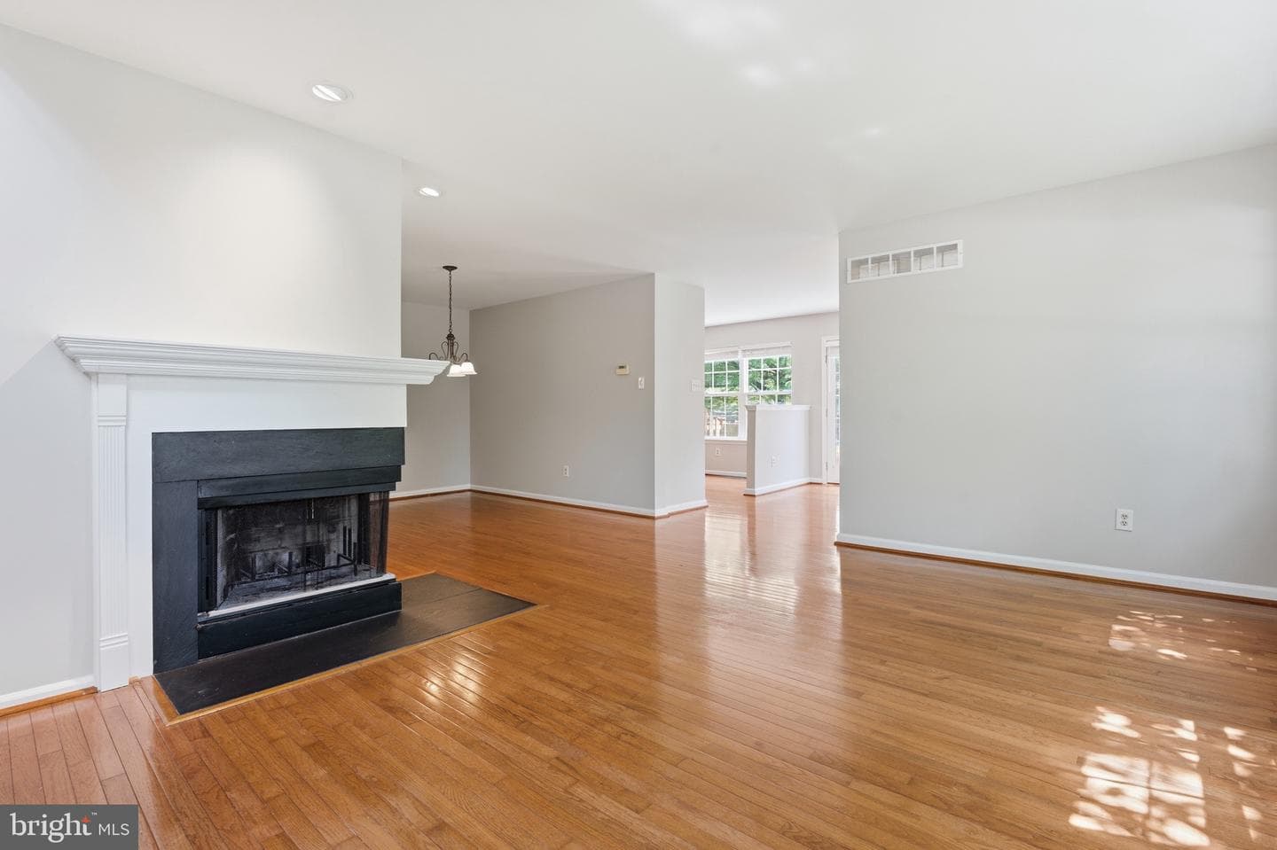 55 Windsor Place photo 12