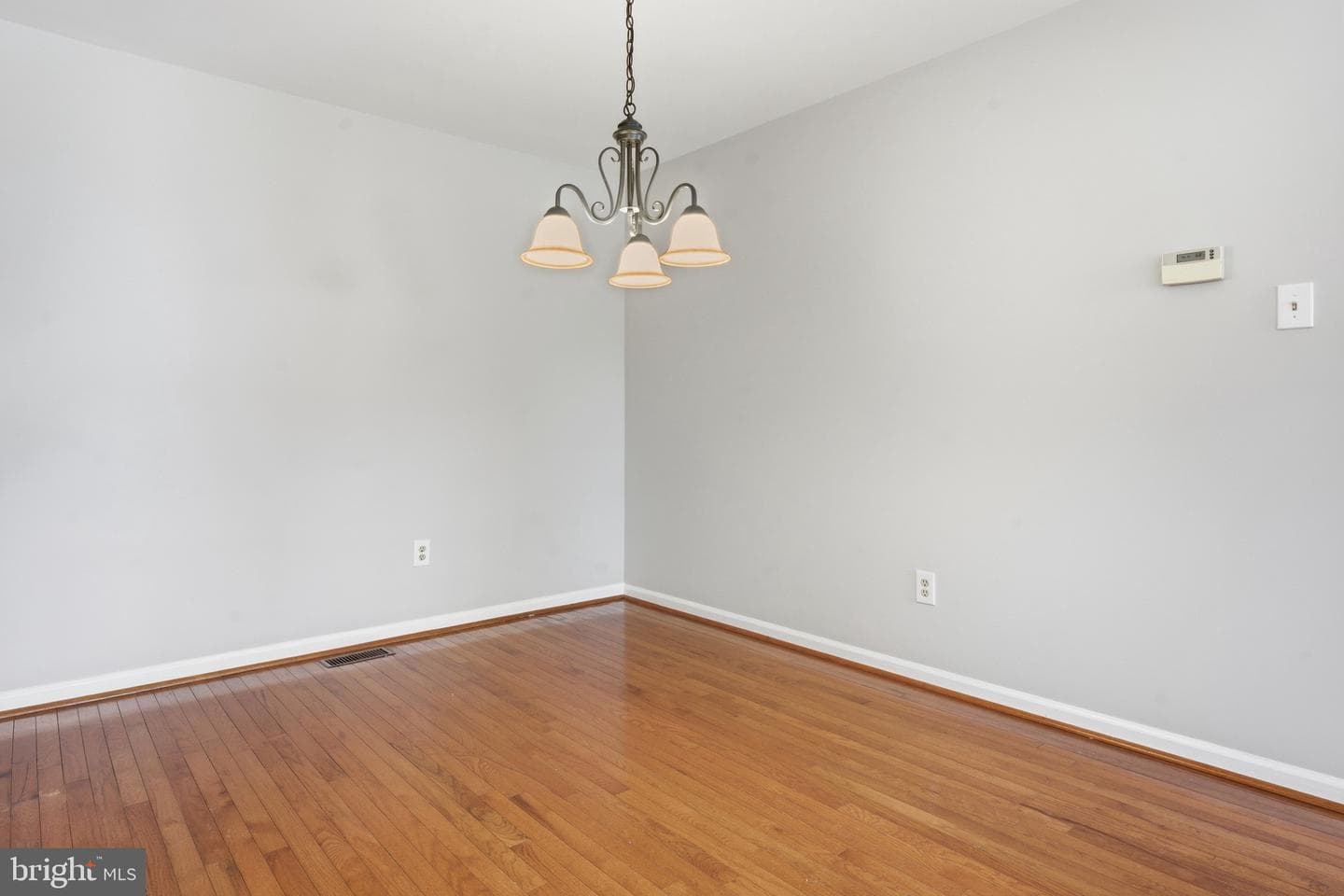 55 Windsor Place photo 17