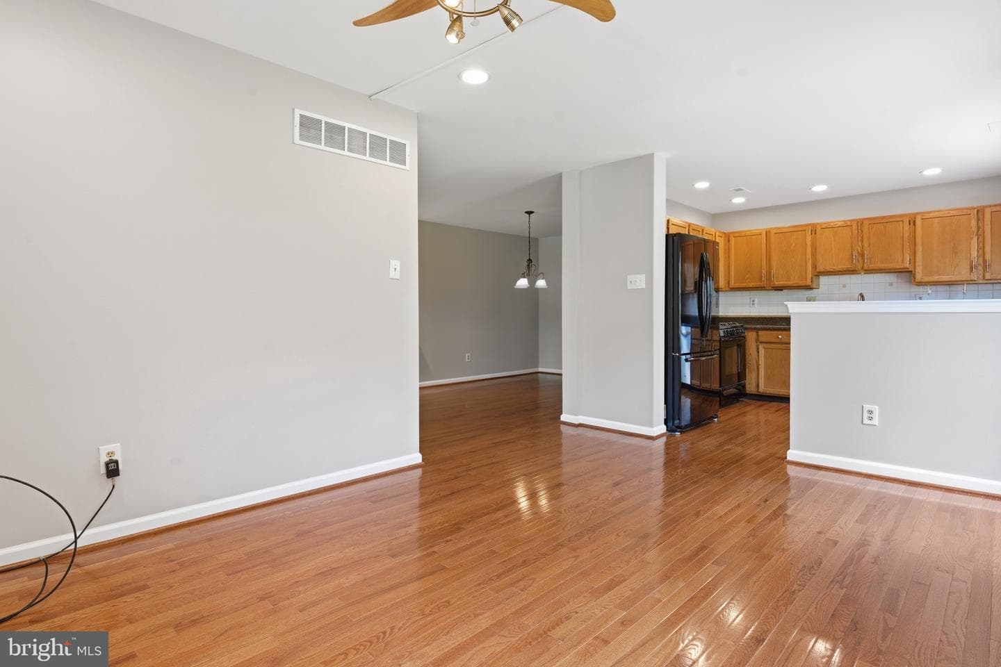 55 Windsor Place photo 22