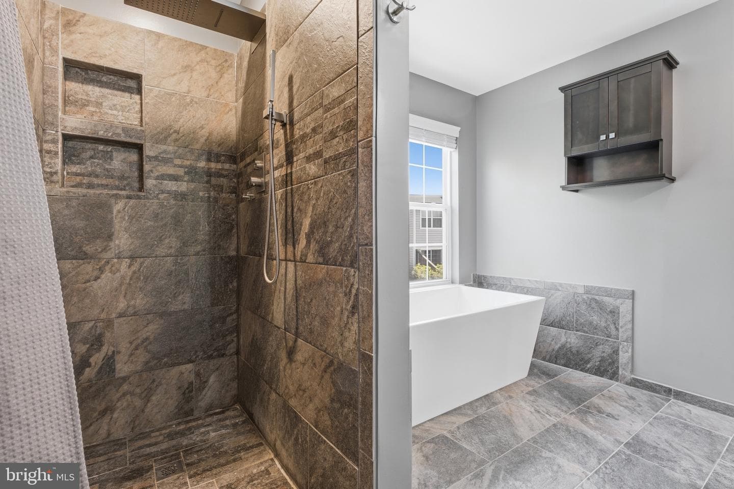 55 Windsor Place photo 50
