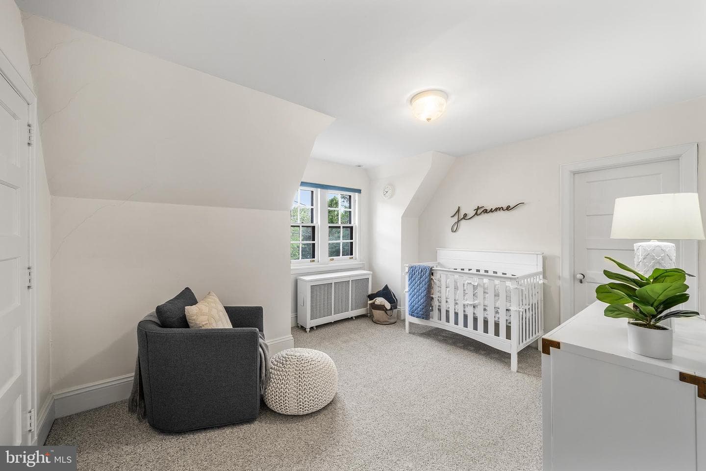 336 Thornbrook Avenue photo 32