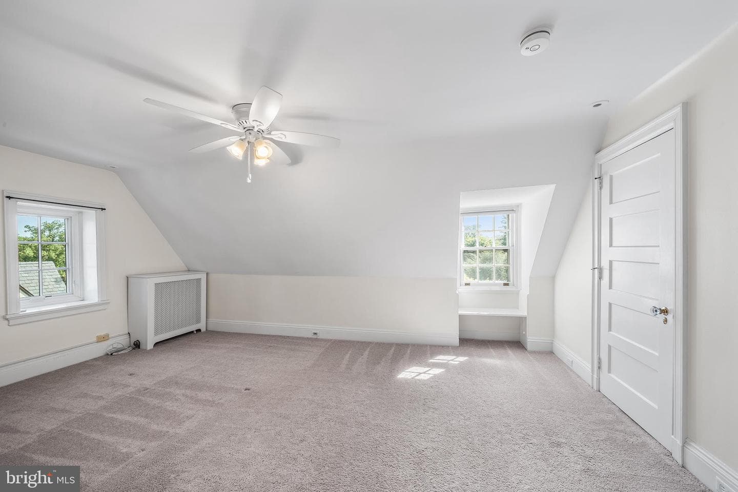 336 Thornbrook Avenue photo 41